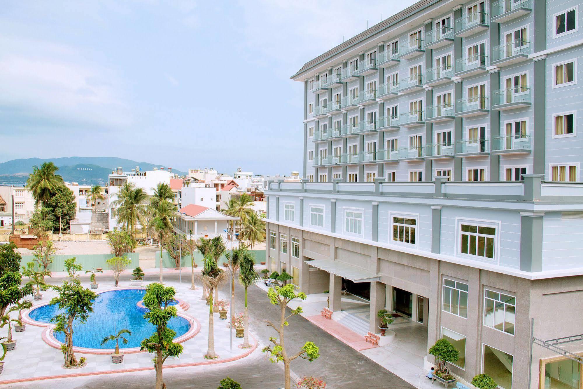 Sky Nha Trang Hotel Exterior photo