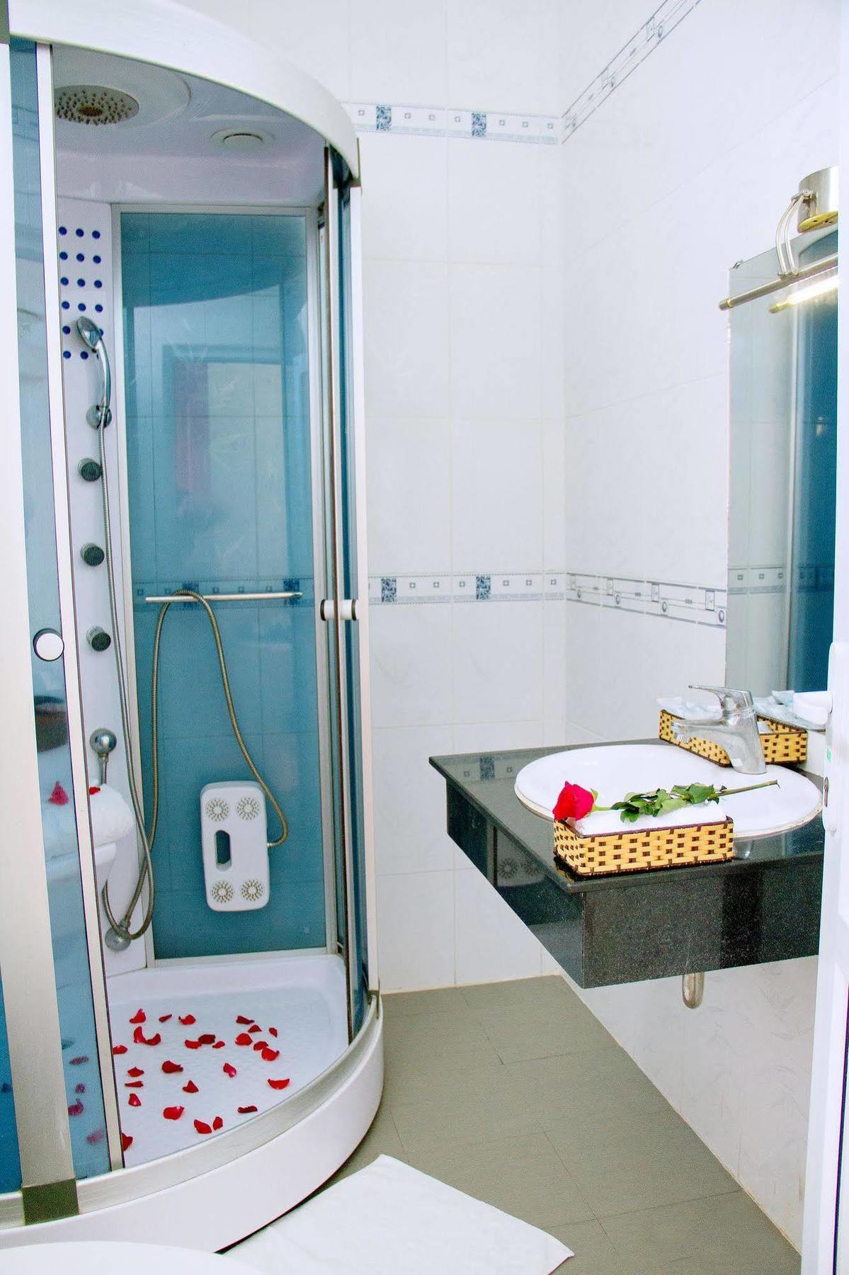 Sky Nha Trang Hotel Exterior photo