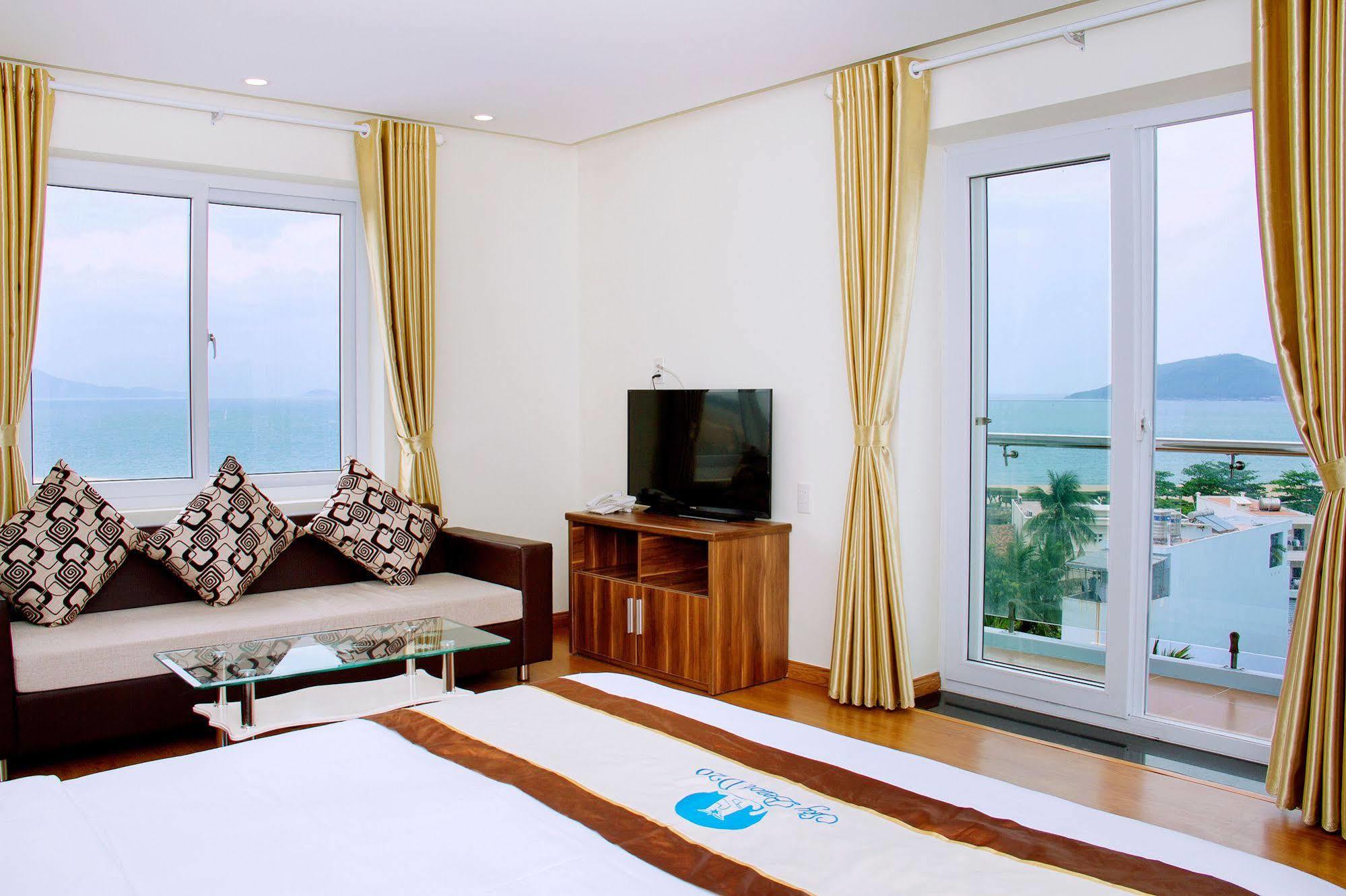 Sky Nha Trang Hotel Exterior photo